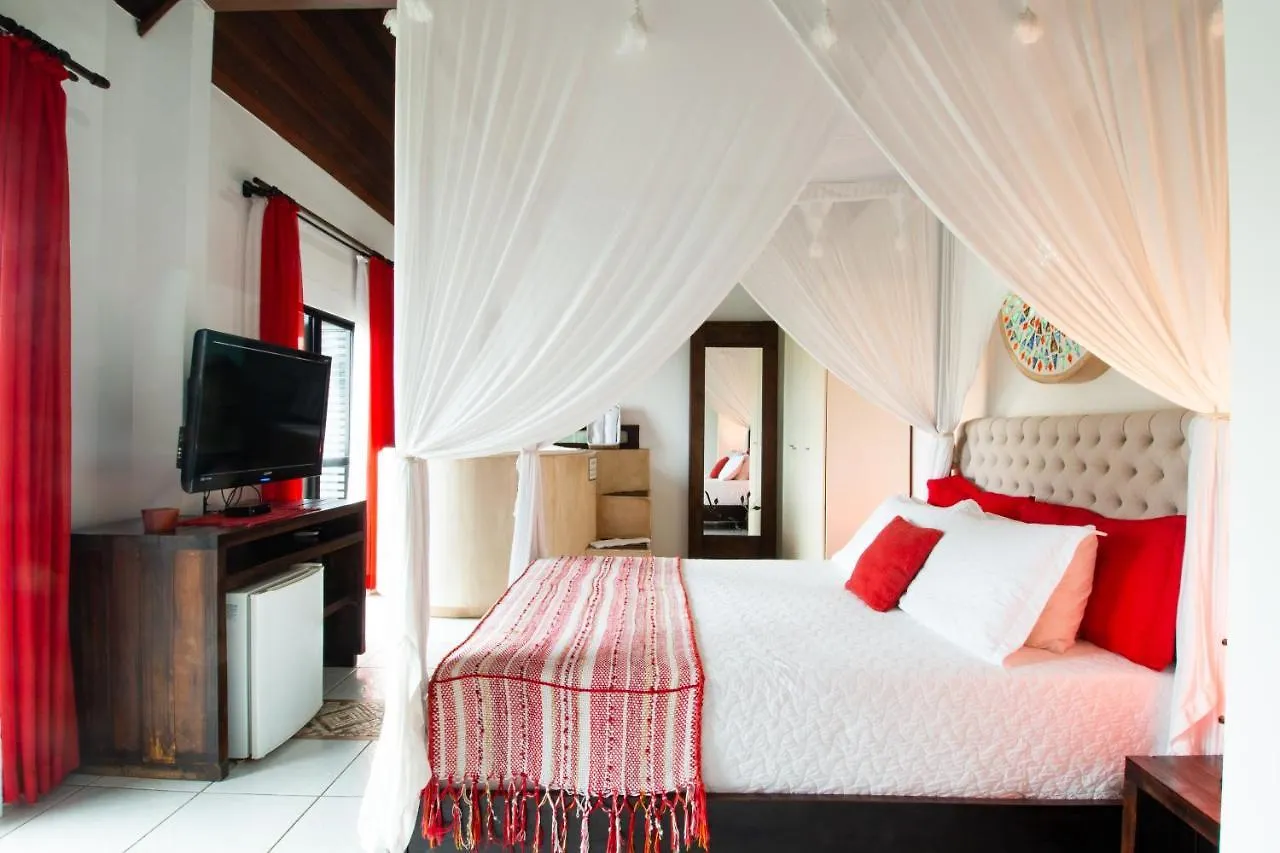Estalagem Olhos Verdes Guest House Bombinhas