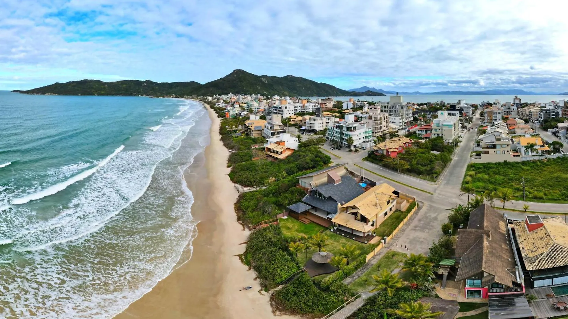Estalagem Olhos Verdes Guest House Bombinhas